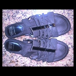 Mootsies tootsies sandals